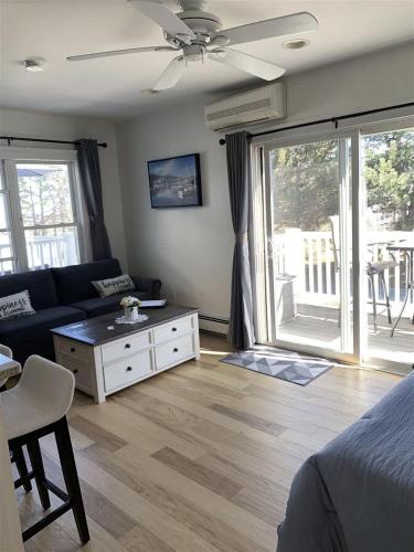 The Lookout - Private Views of Atlantic The Lookout - Private Views of Atlantic