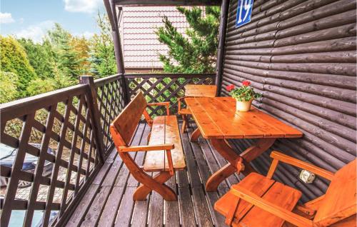 Зовнішній вигляд готелю, Holiday Home Dabrowno Kalbornia in Даброва
