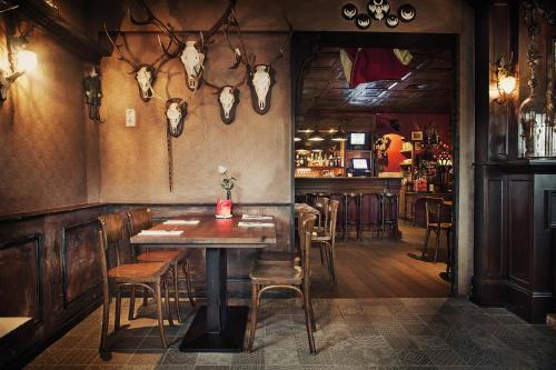 Hotel Loco - image 10