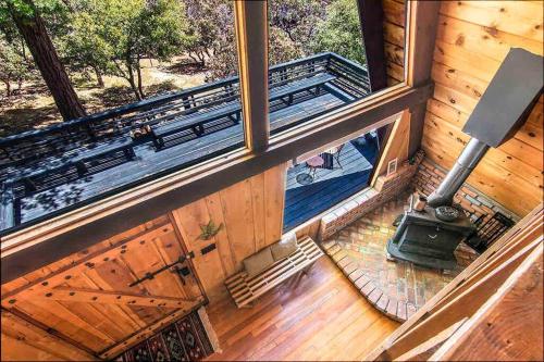 Peaceful A-Frame with Incredible Views in Pine Cove, USA