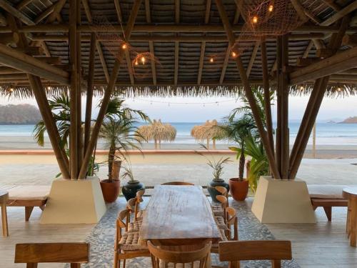 Spacious Bright & Airy Penthouse C at Playa Venao in Las Escobas del Venado