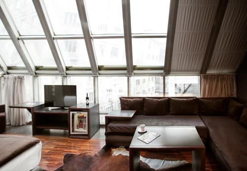 Diamond Suites- Philian Hotels and Resorts