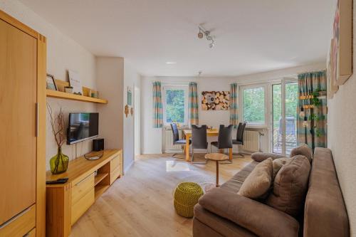 BÄCHLE im Wanderparadies Balkon mit Blick auf den Bach Sauna im Haus Tiefgarage E-Ladestation, Todtnauberg (fotografie 2)
