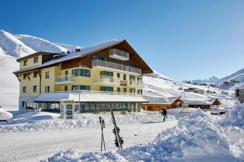 Hotel Garni Kristall, Kühtai bei Stams