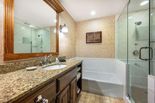 Best Western Premier Mariemont Inn - image 9