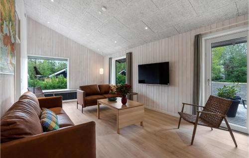  Gorgeous Home In Oksbøl With Sauna in Oksbøl