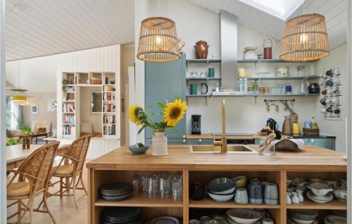 Kitchen, 3 Bedroom Stunning Home In Rødby in Sundby