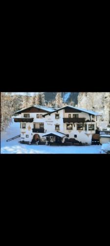 Landgasthaus Birkegg Familienzimmer in Leutasch, Österreich