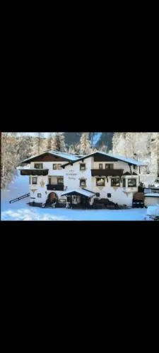 Landgasthaus Birkegg Familienzimmer in Leutasch, Österreich