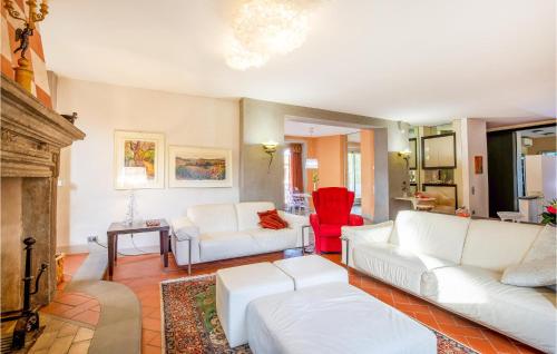 Cozy Home In Fucecchio With Jacuzzi