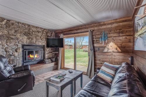 Knotty Pine, Clark (zdjęcie 2)