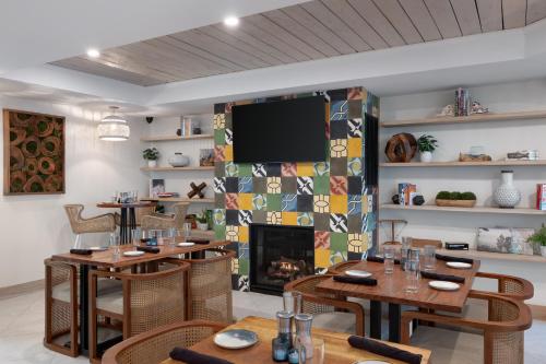 Restaurant, Wave at Marblehead in Marblehead (OH)