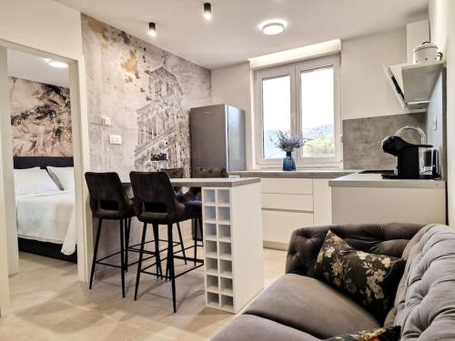 MonLux studio apartment, Split