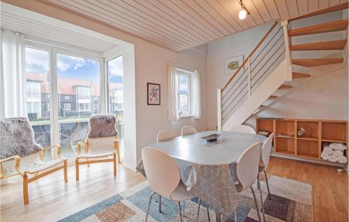 Holiday Home Strandengen Juelsminde Denm in 尤爾斯明納鎮中心