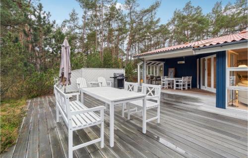 外部景觀, Stunning Home In Nexø With Kitchen in 斯諾厄拜克