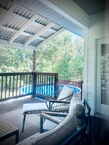 The Den at Fox Hollow - Private Pool in Shell Knob, USA