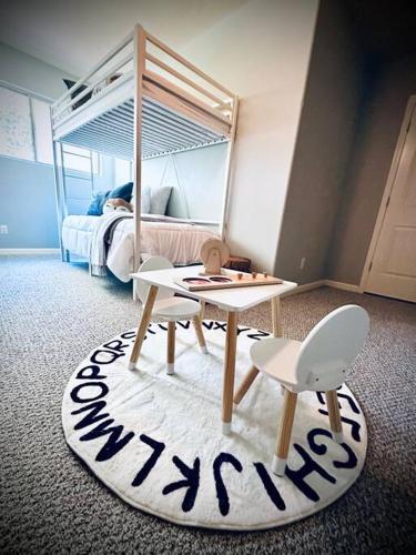 The Den at Fox Hollow - Private Pool The Den at Fox Hollow - Private Pool