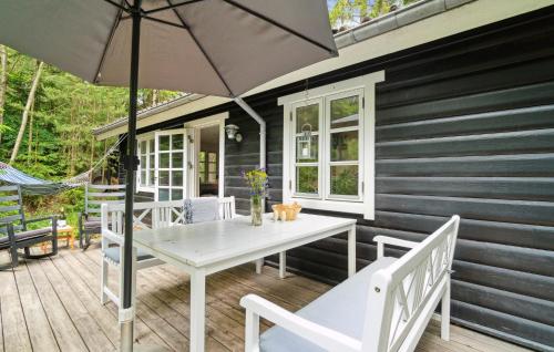Exterior view, Three-Bedroom Holiday Home In Ebeltoft in Femmoller