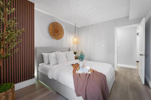 Cozy, warm modern chic