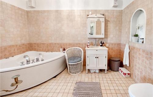 Bathroom, Awesome Home In Genarp With Wifi in Genarp