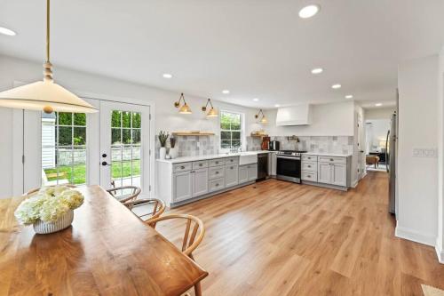 Sea Girt Beach House in Wall (NJ)