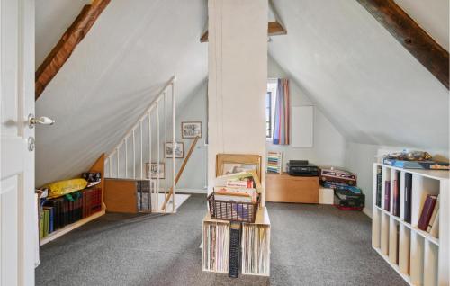 Viesnīcas āriene, 3 Bedroom Gorgeous Home In Nexø in Snogebeka