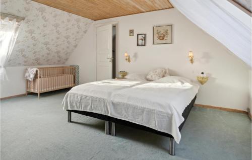 Stunning Home In Sydals With Wifi