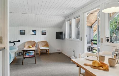  2 Bedroom Cozy Home In Stege in Stege