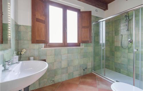 Eight-Bedroom Holiday Home in Torchiara - image 8