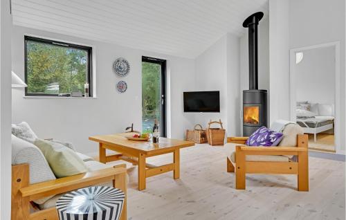 4 Bedroom Gorgeous Home In Vig