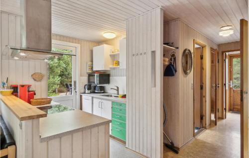 Cuina, Holiday Home Hc Møllersvej Nexø in Snogebaek