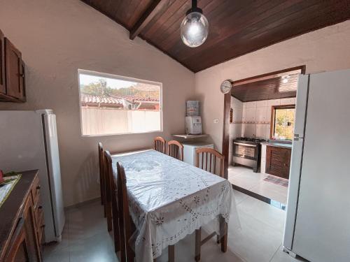 Ételek és italok, Casa completa com Piscina e Área de Churrasco (Casa completa com Piscina e Area de Churrasco) in Praia do Lazaro