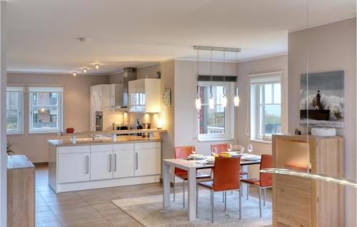 Kitchen, Unendliche See in Olpenitz