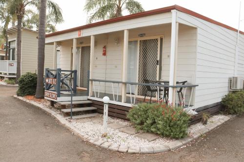 Injune Motel in Inģuna