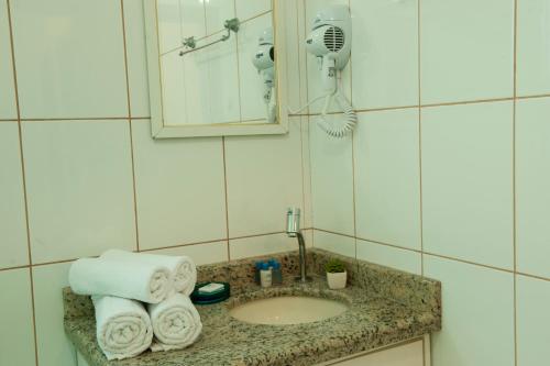 Duplex Room - White Building image 6