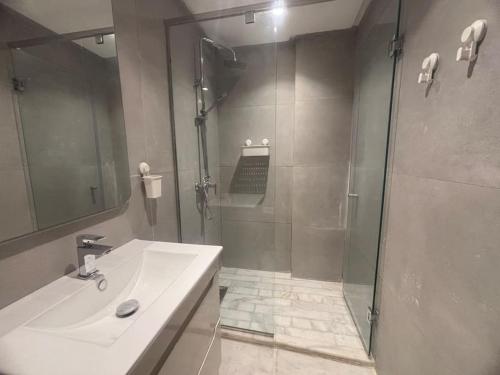 Corniche Casablanca- Suite Luxueuse Gold Star, Casablanca (foto 9)