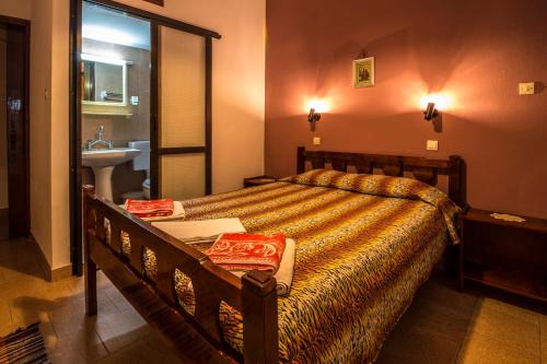 Savas Rooms - image 14