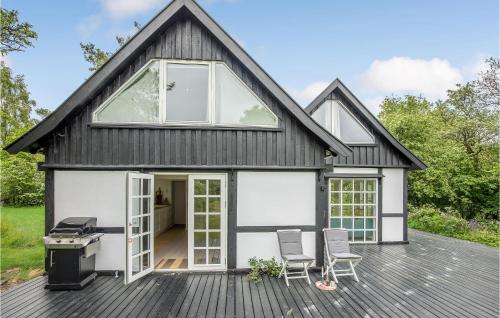  Stunning Home In Nexø With Wifi in Neksø