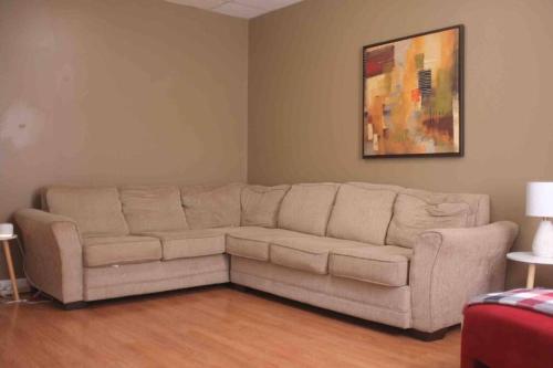 2 Bedroom Apartment In Heart of Town in Morgantown, USA