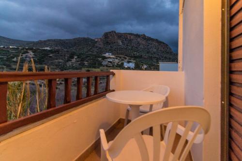 View, Savas Rooms in Pelekanos
