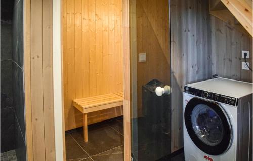 Vannas istaba, Gorgeous Home In Treungen With Sauna in Treungen
