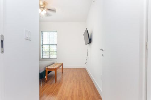 Downtown Miami 2 Bedrooms Apartment in Miami, USA