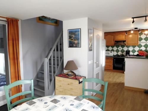 Les Gites Bleus de Lannion - avec cuisine- in ลันนิยง