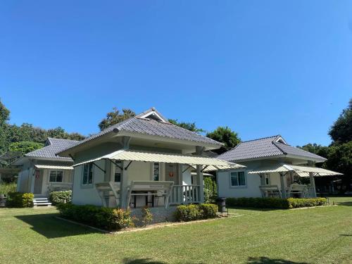 Phutawan Pundao near Elephant Rescue Park