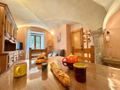 Charmant 2 pièces avec Wi-Fi et parking à La Salle-les-Alpes - FR-1-762-53 - Location saisonnière - La Salle-les-Alpes