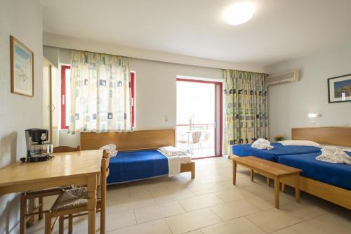 Erato Studios & Apartments - image 13