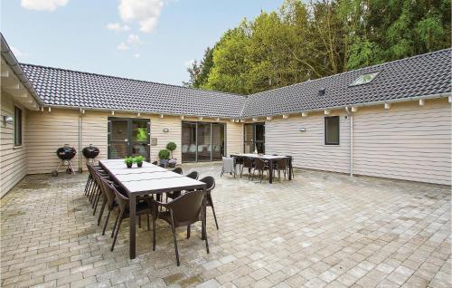 A szálláshely kívülről, Pet Friendly Home In Glesborg With Sauna in Fjellerup