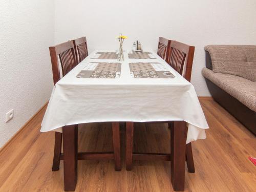 Old Town Apartment 91 Pula - image 13