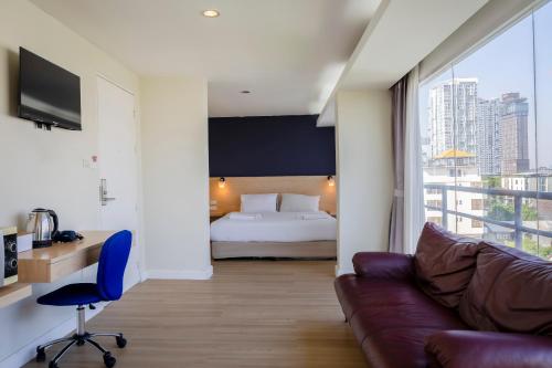 room detail thumbnail 0