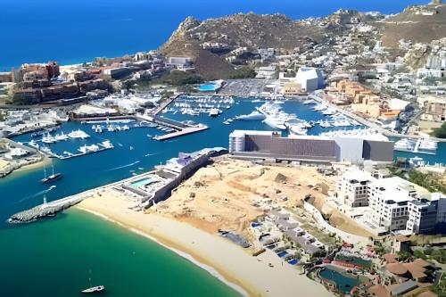 Vista panorámica al mar+Alberca Climatizada+Jacuzzy in Cabo San Lucas, Mexico
